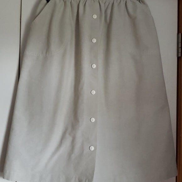 Vintage Cricket Lane Skirt Women's Size 10 Tan Elegant - Picture 2 of 9